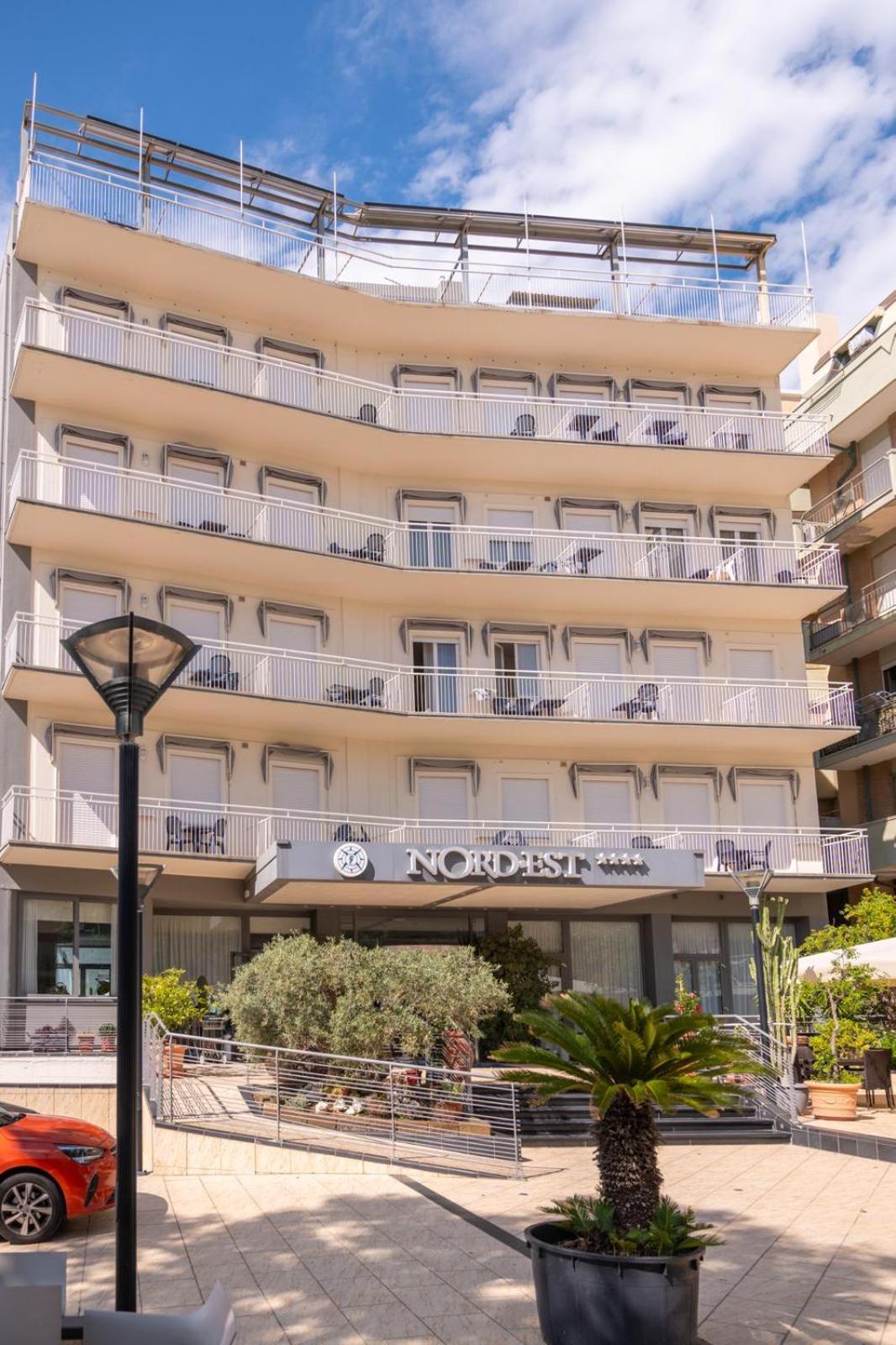 Hotel Nord Est Cattolica Ngoại thất bức ảnh